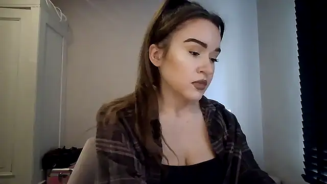 avajade online show from 15, 12, 2025