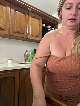 moniquerainx online show from 10, 2, 2026