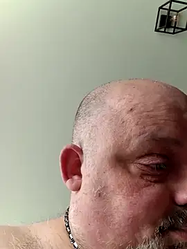 Snapshot of Bibear197511 chatting on 1, 6, 2026 Bibear197511 online show from 1, 6, 2026