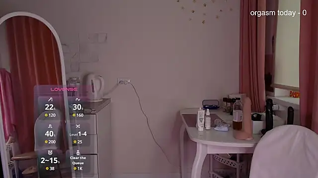 Snapshot of JuliaVilnet chatting on 1, 3, 2025 JuliaVilnet online show from 1, 3, 2025