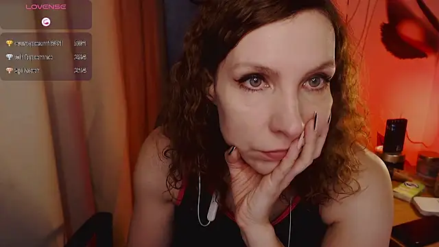 JohansonKatie online show from 4, 2, 2025