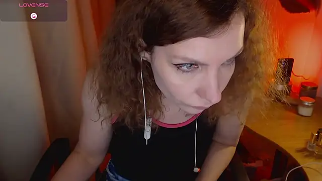 JohansonKatie online show from 6, 2, 2025