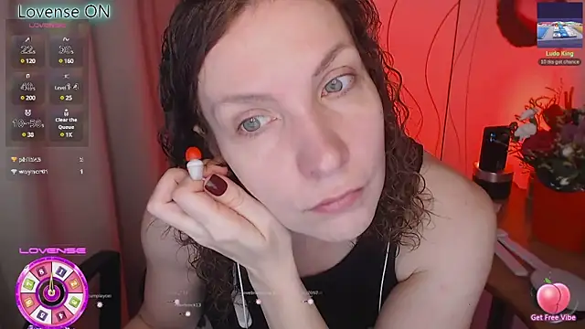 JohansonKatie online show from 17, 2, 2025