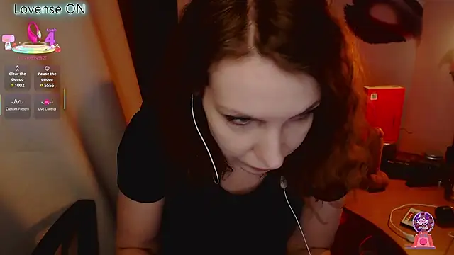 JohansonKatie online show from 21, 3, 2025