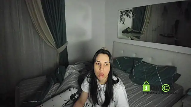 SonyaParadise online show from 5, 2, 2025