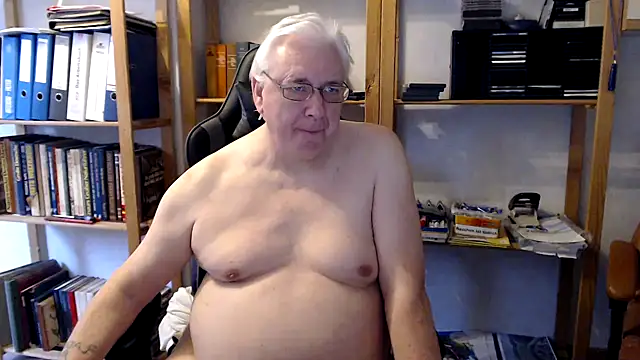 SchwanzhureXXL online show from 20, 2, 2025