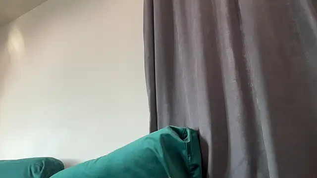 Snapshot of Iris_cherry chatting on 12, 3, 2026 Iris cherry online show from 12, 3, 2026