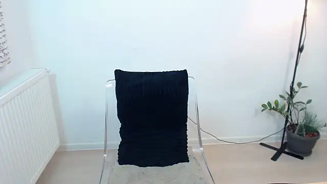 Snapshot of KathyWest chatting on 17, 4, 2026 KathyWest online show from 17, 4, 2026