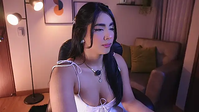 Snapshot of Isabella_dior chatting on 9, 11, 2025 Isabella dior online show from 9, 11, 2025