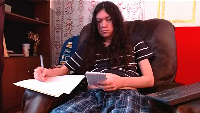 Snapshot of ShanyFerrati chatting on 2, 2, 2025 ShanyFerrati online show from 2, 2, 2025