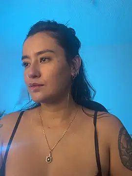 Macarenaxx online show from 6, 4, 2026