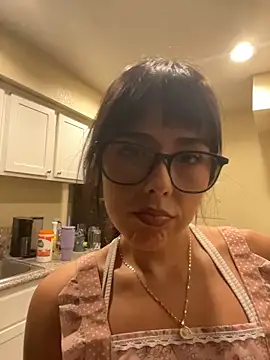 Evie-Luna online show from 22, 10, 2025