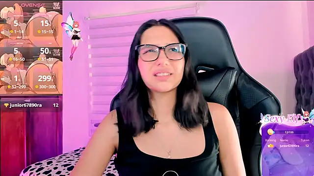 Snapshot of Luniverse chatting on 18, 12, 2024 Luniverse online show from 18, 12, 2024