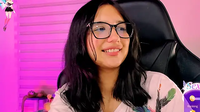 Snapshot of Luniverse chatting on 23, 1, 2025 Luniverse online show from 23, 1, 2025