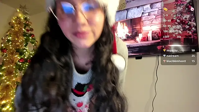 Snapshot of Anyi_1 chatting on 8, 12, 2024 Anyi 1 online show from 8, 12, 2024