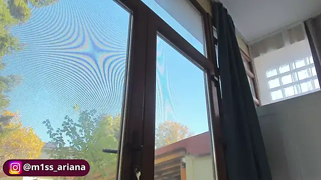 Miss Ariana  online show from 2, 11, 2025