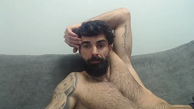 Snapshot of Verycutex chatting on 11, 2, 2026 Verycutex online show from 11, 2, 2026