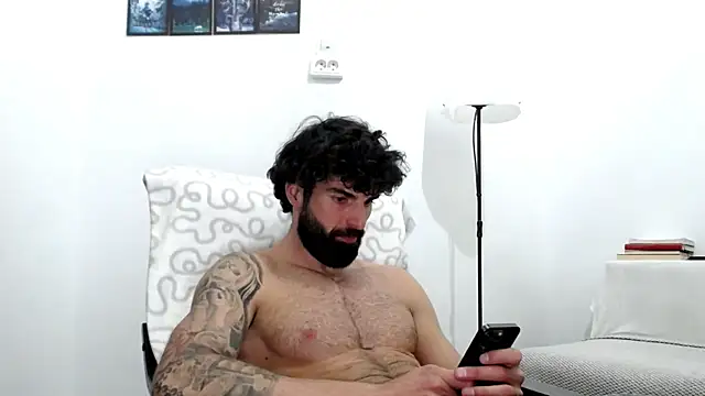 Snapshot of Verycutex chatting on 5, 5, 2026 Verycutex online show from 5, 5, 2026