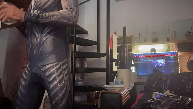 Snapshot of Sportparis4 chatting on 10, 9, 2025 Sportparis4 online show from 10, 9, 2025