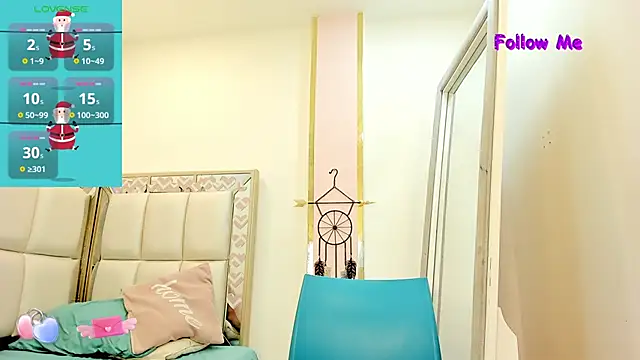 Snapshot of Oriana_Davis1 chatting on 11, 12, 2024 Oriana Davis1 online show from 11, 12, 2024