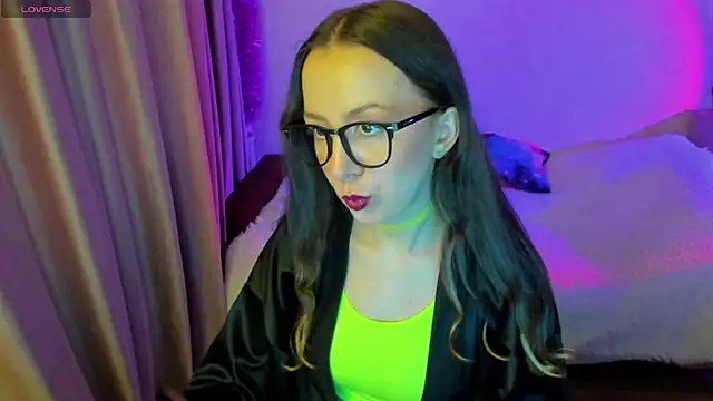 CurlySteph online show from 22, 9, 2025