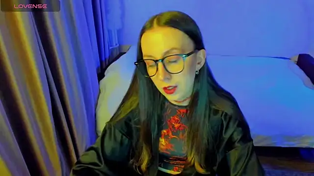 CurlySteph online show from 14, 4, 2026