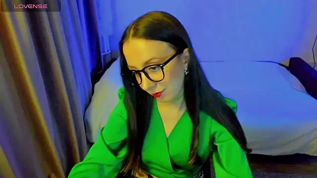 CurlySteph online show from 18, 4, 2026