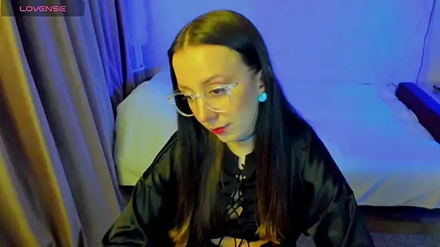 CurlySteph online show from 24, 4, 2026