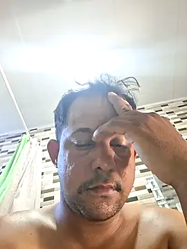 Snapshot of YohanManuelBar1 chatting on 21, 5, 2026 YohanManuelBar1 online show from 21, 5, 2026