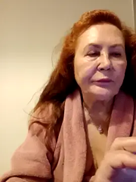 Snapshot of Hottie-Mom chatting on 20, 4, 2026 Hottie-Mom online show from 20, 4, 2026