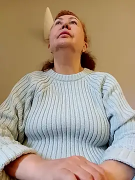 Snapshot of Hottie-Mom chatting on 23, 4, 2026 Hottie-Mom online show from 23, 4, 2026