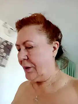 Snapshot of Hottie-Mom chatting on 30, 4, 2026 Hottie-Mom online show from 30, 4, 2026