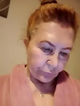 Snapshot of Hottie-Mom chatting on 24, 5, 2026 Hottie-Mom online show from 24, 5, 2026