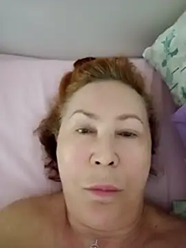 Snapshot of Hottie-Mom chatting on 27, 5, 2026 Hottie-Mom online show from 27, 5, 2026