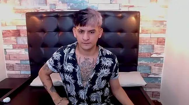 Dona and Carl online show from 12, 12, 2024