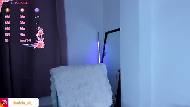 Snapshot of roxy_pk_ chatting on 27, 2, 2026 roxy pk online show from 27, 2, 2026