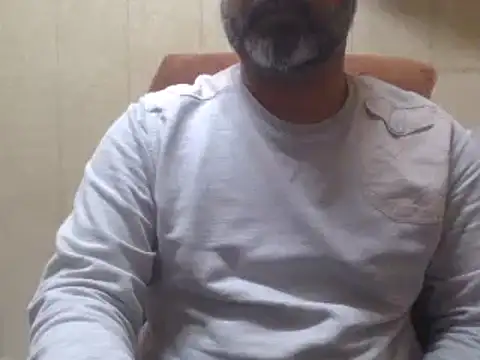 hairymaster95 online show from 2, 2, 2025