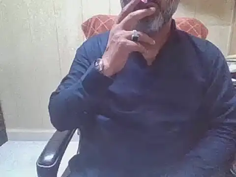 Snapshot of hairymaster95 chatting on 11, 5, 2026 hairymaster95 online show from 11, 5, 2026