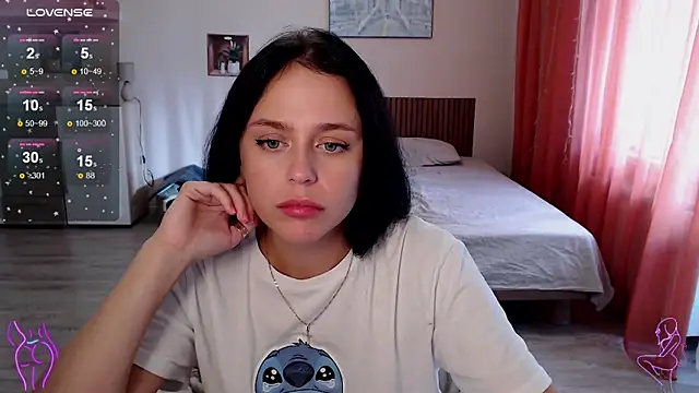 Snapshot of Megan_Nilson chatting on 12, 10, 2025 Megan Nilson online show from 12, 10, 2025