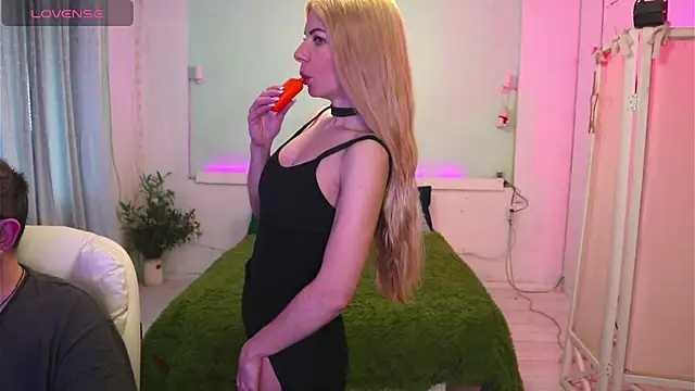 AlisaAleksandr online show from 5, 4, 2026