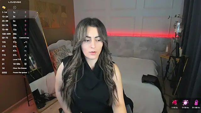 Snapshot of KylieMellow chatting on 14, 6, 2026 KylieMellow online show from 14, 6, 2026