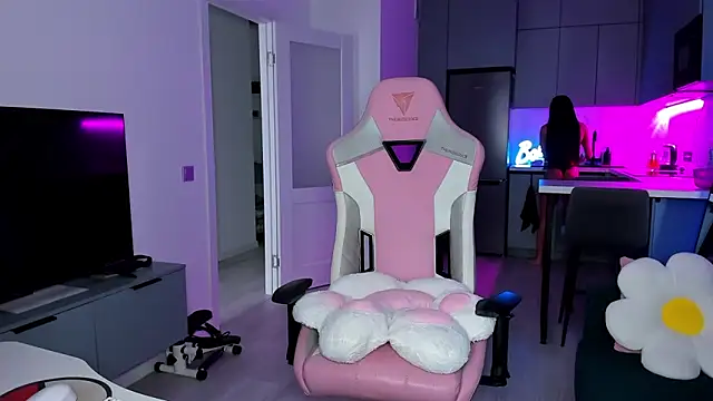 wow lovie online show from 31, 3, 2026