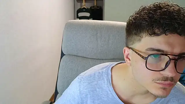 Remy Miles online show from 26, 11, 2025