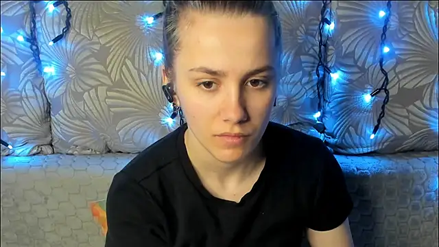 MaggieCake online show from 14, 4, 2026