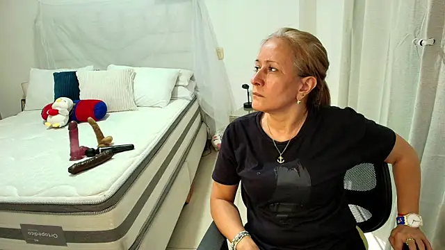 Snapshot of Naty_Stone chatting on 28, 5, 2026 Naty Stone online show from 28, 5, 2026