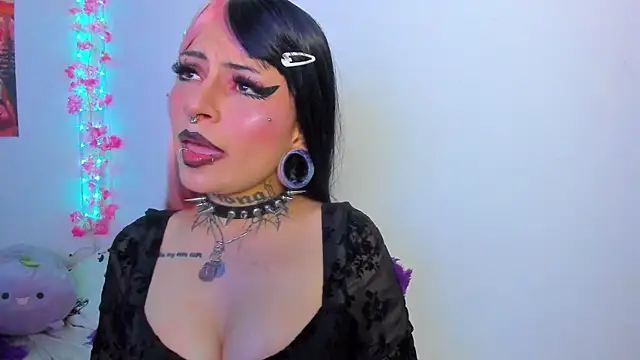 Rainnbow  online show from 24, 11, 2025