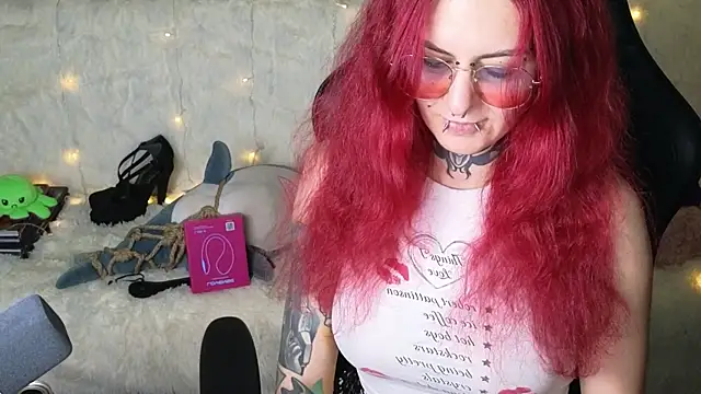 Ginger Stay online show from 23, 10, 2025