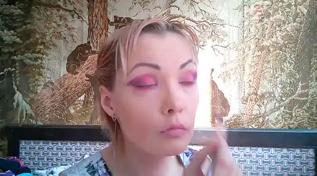 WildMissNiks online show from 14, 3, 2025