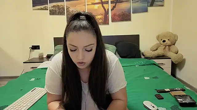 adelline online show from 6, 4, 2026