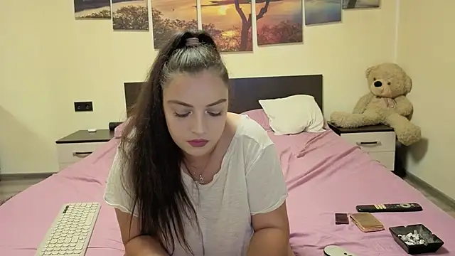 Snapshot of adelline chatting on 11, 6, 2026 adelline online show from 11, 6, 2026